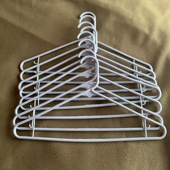 EUC 8 light blue & 12 dark blue tube hangers. Approximately 16 1/2” x 9 1/2”. - Picture 2 of 9